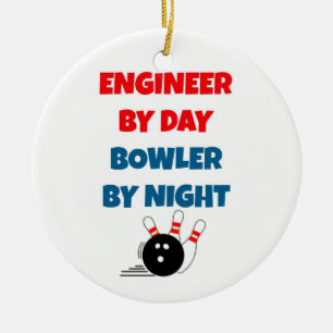 Ornamento De Cerâmica Engenheiro por Day Bowler pela Noite