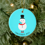 Ornamento De Cerâmica Engraçado Snowman Face Máscara Natal Personalizado<br><div class="desc">Engraçado Enfeites de natal teal para comemorar o início da quarentena e máscaras faciais com um retrô Snowman com a máscara facial desligada. De um lado você pode personalizar o texto "Natal 2022" e do outro você pode personalizar com um primeiro ou sobrenome familiar.</div>