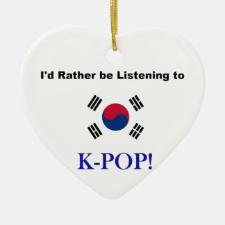 Ornamento De Cerâmica Eu Preferencialmente ouvindo o KPOP!