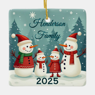 Ornamento De Cerâmica Família de Quatro Bonecos de Neve Personalizados
