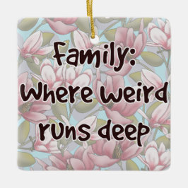 Ornamento De Cerâmica Família: Onde O Estranho É Profundo