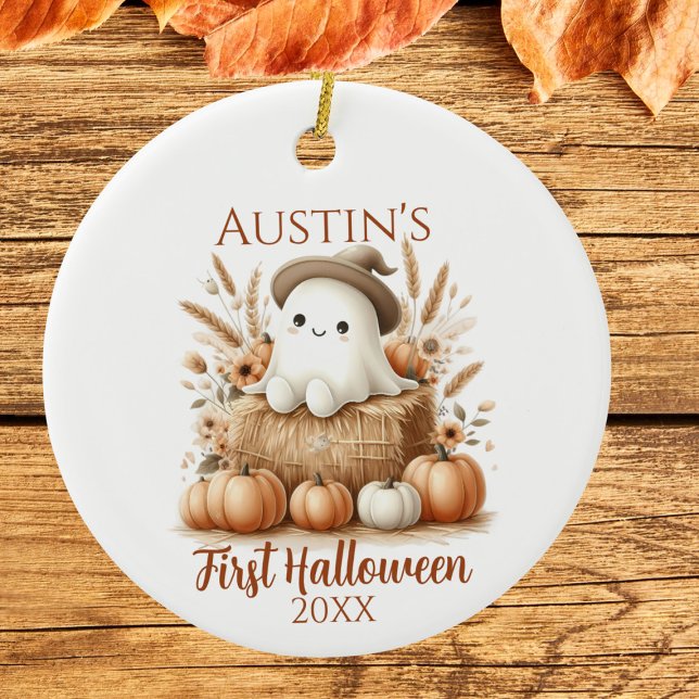 Ornamento De Cerâmica Fantasma do Primeiro Halloween do Bebê com Pumpkin (Baby's First Halloween Boho Ghost & Pumpkin Ornament)