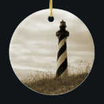Ornamento De Cerâmica Farol de Hatteras do cabo<br><div class="desc">Farol de Hatteras do cabo</div>