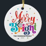 Ornamento De Cerâmica Feliz & Bright Christmas Family Photo Modern Ornam<br><div class="desc">Esta decoração colorida moderna é a maneira perfeita de mostrar e compartilhar suas fotos da família de natal nesta temporada de festas. Feriados Mais Felizes.</div>