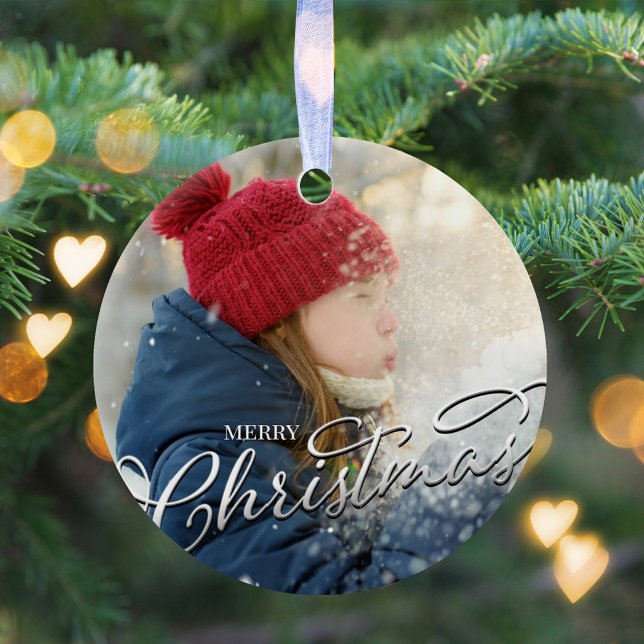 Ornamento De Cerâmica Feliz Natal Caligrafia Silver Snowflake Foto (Merry Christmas holiday silver calligraphy script ceramic photo ornament. )