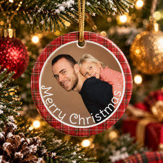 Ornamento De Cerâmica Feliz Natal com Foto da Família em Xadrez Vermelho