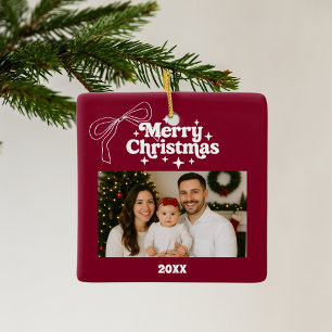Ornamento De Cerâmica Feliz Natal laço de foto em burgundy Doodle