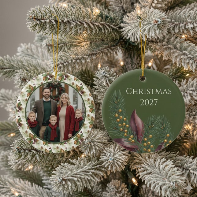 Ornamento De Cerâmica Festive Family Memories Ornament (Holiday Christmas photo ornament)
