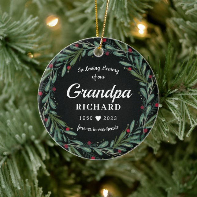 Ornamento De Cerâmica Festive Holiday Wreath Grandpa Memorial Photo Back (Árvore)