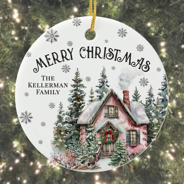 Ornamento De Cerâmica Festive Winter Cabin Merry Christmas (Festive Winter Cabin Merry Christmas Ceramic Ornament )