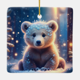 Ornamento De Cerâmica Filhote de Urso Fofo na Floresta Coberta de Neve