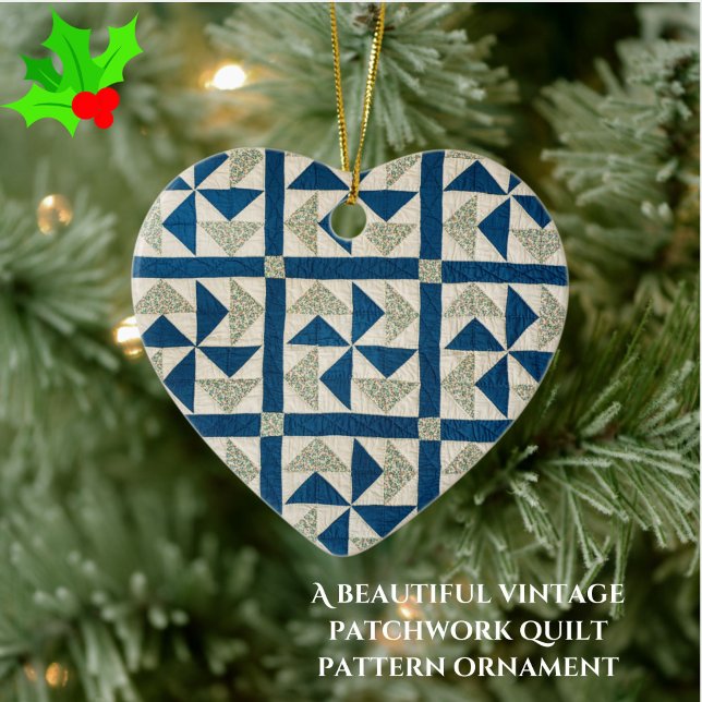 Ornamento De Cerâmica Filtro de patch de Pinroda azul e branca (Add rustic charm + warmth to your tree with this vintage patchwork quilt pattern ornament!)