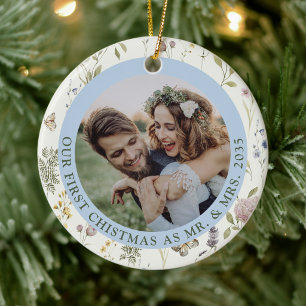 Ornamento De Cerâmica Firefly Meadow Primeiro Natal como Sr. & Sra.
