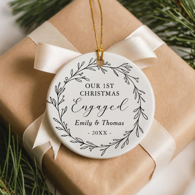 Ornamento De Cerâmica First Christmas Engaged Floral Botanical Wreath (Criador carregado)