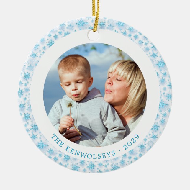 Ornamento De Cerâmica Flocos de neve azuis Natal 2 Fotos (Frente)