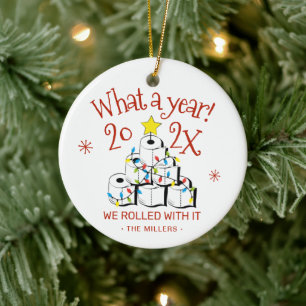 Ornamento De Cerâmica Flush 2024 Adeus: Engraçado papel higiênico Natal