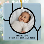Ornamento De Cerâmica Foto Azul do Menino Personalizado do Primeiro Nata<br><div class="desc">O Primeiro Ornamento Fotográfico de Natal deste na moda Baby Boy é decorado com a palavra JOY em preto sobre fundo azul. Facilmente personalizável com sua foto,  nome e ano.</div>