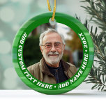 Ornamento De Cerâmica Foto - borda verde simples do Abstrato - Texto gro<br><div class="desc">Uma foto de solteiro com uma borda branca abstrato verde. Adicione texto personalizado à volta da foto em um tipo retrorreflector e impecável. O ornamento é solteiro.</div>