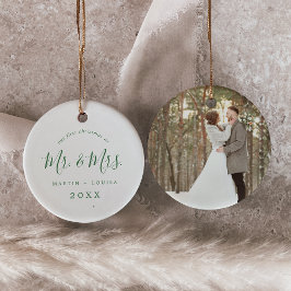 Ornamento De Cerâmica Foto de Casamento de Natal Mínimo Green Newlywing