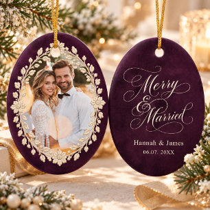 Ornamento De Cerâmica Foto de casamento Elegant Plum Purple Merry & Marr