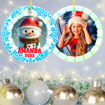 Ornamento De Cerâmica Foto de Crianças Personalizadas do Snowman em 3D<br><div class="desc">Crianças Personalizadas de Natal de Snowman 3D Ornamento fotográfico. facilmente personalizado com o seu nome,  fotografia</div>