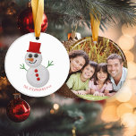 Ornamento De Cerâmica Foto de Feriado de Snowman Feliz de Natal<br><div class="desc">Um bom Natal Snowman Feriado Ornament Um divertido, festivo, falso, sentiu-se bonitinho bonitinho de chapéu vermelho. Adicione sua foto e nomes para um ornamento verdadeiramente personalizado. Fácil de personalizar com texto, fontes e cores. Criado pelo designer Zazzle pro BK Thompson © exclusivamente para as Criações de Kate; entre em contato...</div>
