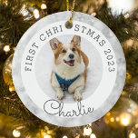 Ornamento De Cerâmica Foto de Natal do Prata Lights Pet<br><div class="desc">Primeiro ornamento fotográfico de Natal personalizado,  com foto e nome de animais de estimação personalizados no fundo das luzes de Natal prateadas.</div>