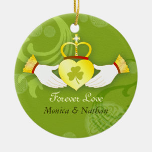 Ornamento De Cerâmica Foto de Newlyweds do Casamento de Claddagh