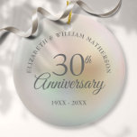 Ornamento De Cerâmica Foto do Aniversário do Belo 30 de Pérola<br><div class="desc">Apresentando uma linda pérola,  esta lembrança de aniversário de casamento de 30 chic pode ser personalizada com sua informação especial sobre o aniversário de pérolas em um fundo de pérola e sua foto no sentido inverso. Projetado por Thisnotme©</div>