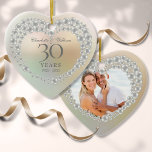 Ornamento De Cerâmica Foto do Aniversário do Belo 30 de Pérola<br><div class="desc">Apresentando uma linda pérola,  esta lembrança de aniversário de casamento de 30 chic pode ser personalizada com suas informações especiais de aniversário de pérolas em um fundo de pérolas e sua foto especial no verso. Projetado por Thisnotme©</div>