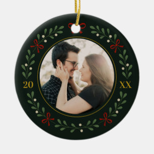 Ornamento De Cerâmica Foto do casal Wreath Primeiro Natal Juntos