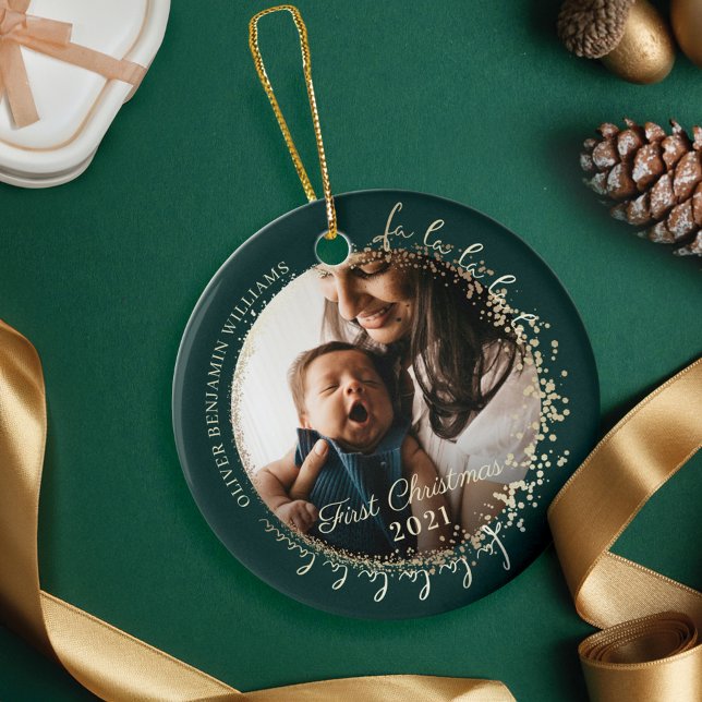 Ornamento De Cerâmica Foto personalizada do bebê no primeiro Natal Fa La (Baby's First Christmas Fa La La Custom Baby Photo Ceramic Ornament)