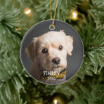 Ornamento De Cerâmica Foto personalizada e elegante Natal<br><div class="desc">Não esqueça seu amigo peludo favorito nesta temporada de natal. Personalize este enfeites de natal com sua foto,  nome e ano de animais de estimação.</div>