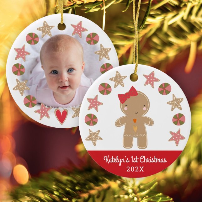 Ornamento De Cerâmica Foto Primeiro Natal Gingerbird Baby Girl Red (Criador carregado)