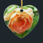 Ornamento De Cerâmica Foto romântica elegante do Rosa laranja<br><div class="desc">Rosas cor de laranja/pêssego do velho país clássico da moda romântica</div>