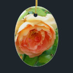 Ornamento De Cerâmica Foto romântica elegante do Rosa laranja<br><div class="desc">Rosas cor de laranja/pêssego do velho país clássico da moda romântica</div>
