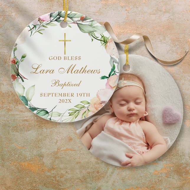Ornamento De Cerâmica Fotos Personalizadas de Batismo de Menino Menina R (Personalized Boy Girl Baptism Photo Roses Floral Ceramic Ornament)