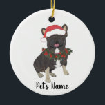 Ornamento De Cerâmica Francês Personalizado (Tricolor Preto & Tan)<br><div class="desc">Faça a lista legal este ano com um ornamento personalizado do seu elfo favorito! Para os presentes mais doces,  emparelhe-o com um impressão de arte correspondente ou outro item da minha coleção de buldogue francês preto e tricolor!</div>