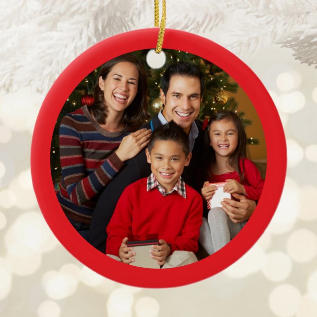 Ornamento De Cerâmica Fronteira Vermelha Brilhante de Foto de Natal Fami (Family Christmas Photo Bright Red Border Ceramic Ornament)