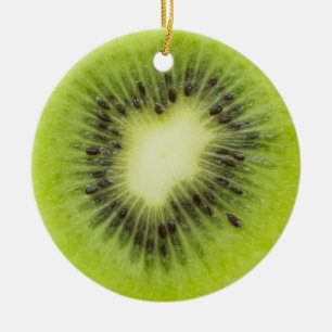 Ornamento De Cerâmica Fruta fresca de kiwi. Fechamento de fatias redonda