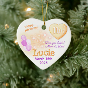 Ornamento De Cerâmica Garota do 11 do Coração Lilac e dourado