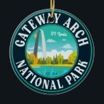 Ornamento De Cerâmica Gateway Arch National Park Santo Louis - Missouri<br><div class="desc">Celebre a sua viagem ao Gateway Arch National Park,  MO com este design de pôr do sol vintage. Esta é a excelente para pessoas que adoram caminhar,  acampar e viagem na Rua Louis,  Missouri natureza.</div>