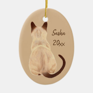 Ornamento De Cerâmica Gato Siamese de Sasha que senta o costume traseiro