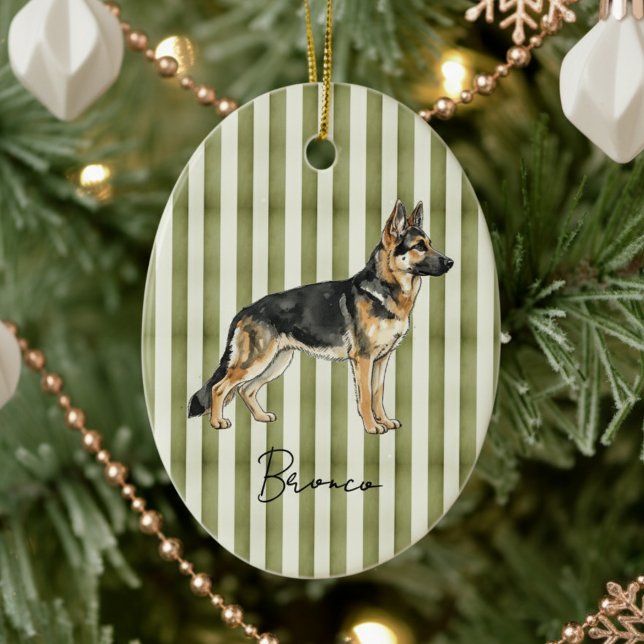 Ornamento De Cerâmica German shepherd de Aquarela com Retrato Retrato de (Celebrate the holidays with this timeless, vintage striped pet portrait! )