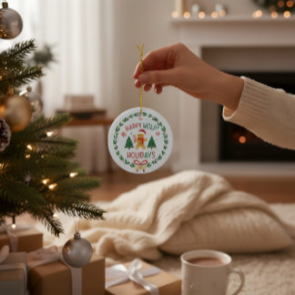 Ornamento De Cerâmica Gingerbread Man & Holly Wreath Christmas Ornament