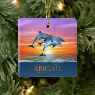 Ornamento De Cerâmica Golfinhos Personalizados Pulando no Oceano Natal
