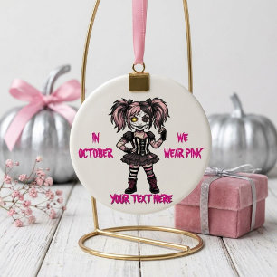 Ornamento De Cerâmica Gótico Rosa Halloween I Em Outubro Usamos Rosa