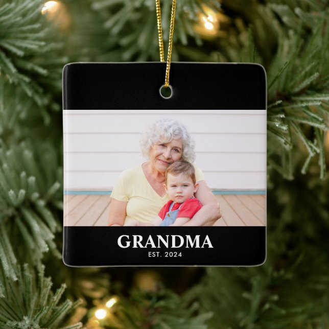 Ornamento De Cerâmica Grandma Established Black White Bold Photo (Árvore)