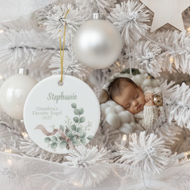 Ornamento De Cerâmica Grandma's Favorite Angel (Grandmother photo Christmas ornament
)