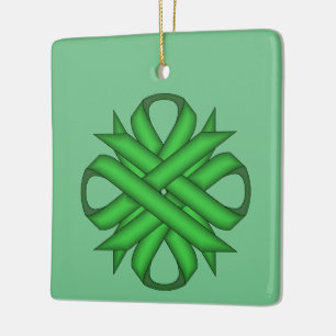 Ornamento De Cerâmica Green Clover Ribbon por Kenneth Yoncich
